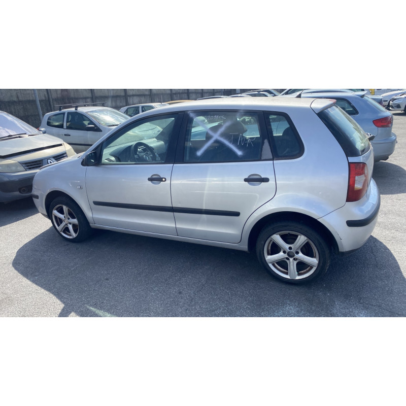 Serrure avant droit VOLKSWAGEN POLO 4 Photo n°11