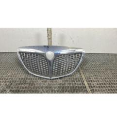 Calandre LANCIA YPSILON 4 Photo n°1