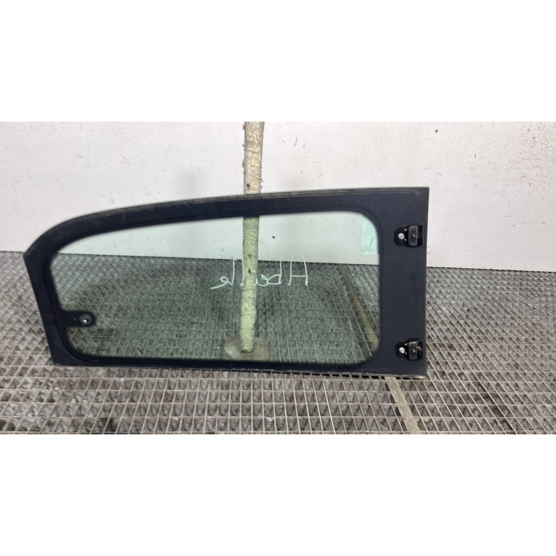 Vitre arriere gauche RENAULT TWINGO 3 Photo n°4