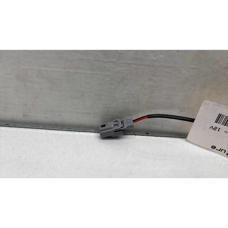 Attache ceinture arriere droit RENAULT TWINGO 3 Photo n°4