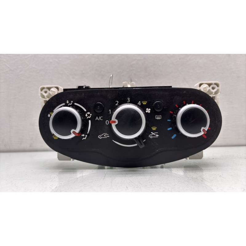 Commande chauffage RENAULT TWINGO 3 Photo n°1