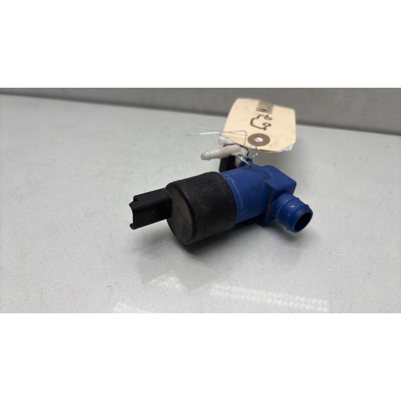 Pompe lave glace avant RENAULT TWINGO 3 Photo n°2