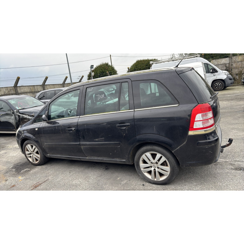 Arret de porte avant gauche OPEL ZAFIRA B Photo n°9