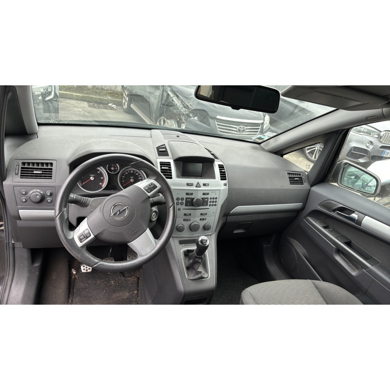 Arret de porte avant gauche OPEL ZAFIRA B Photo n°13