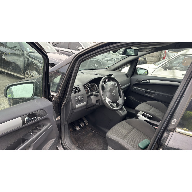 Arret de porte avant gauche OPEL ZAFIRA B Photo n°16