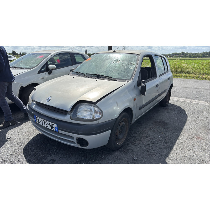 Bouton de warning RENAULT CLIO 2 Photo n°4