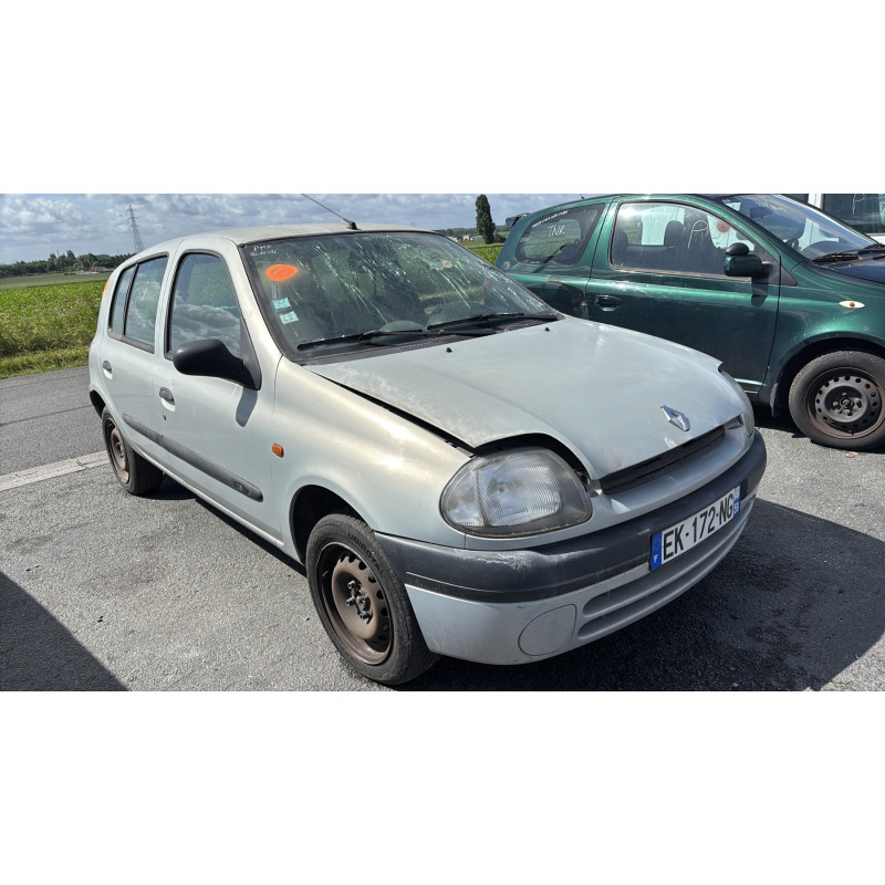 Bouton de warning RENAULT CLIO 2 Photo n°5