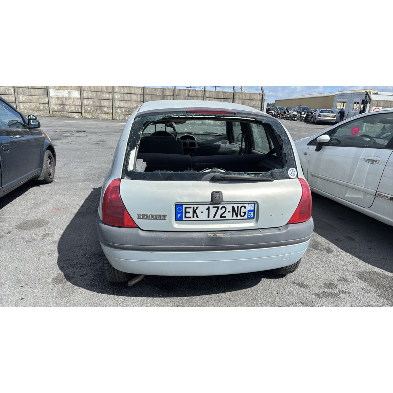 Bouton de warning RENAULT CLIO 2 Photo n°8