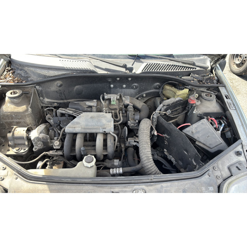 Bouton de warning RENAULT CLIO 2 Photo n°12