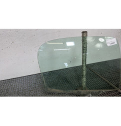Vitre arriere droit PEUGEOT 206