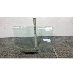 Vitre arriere droit HYUNDAI I 10 2 Photo n°1