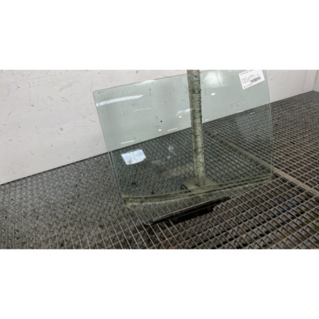 Vitre arriere droit HYUNDAI I 10 2