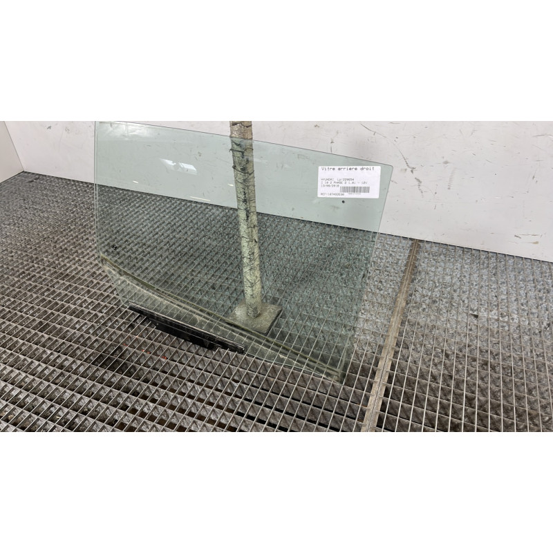 Vitre arriere droit HYUNDAI I 10 2 Photo n°3