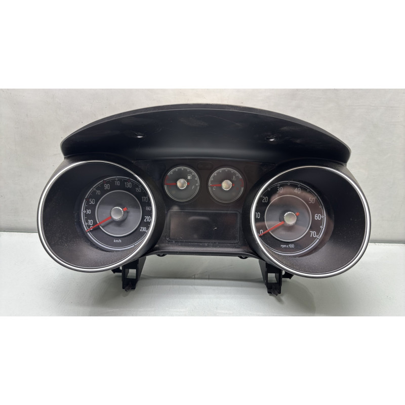 Compteur FIAT GRANDE PUNTO Photo n°1