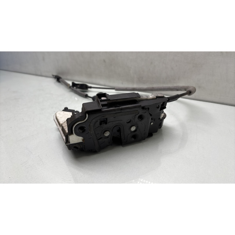 Serrure arriere droit VOLKSWAGEN GOLF 7 Photo n°1