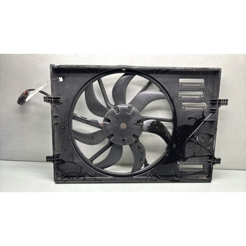 Moto ventilateur radiateur VOLKSWAGEN GOLF 7 Photo n°2