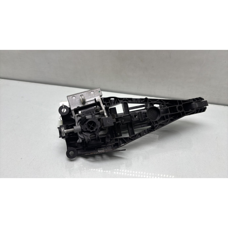 Poignee porte arriere gauche OPEL ZAFIRA TOURER C Photo n°2