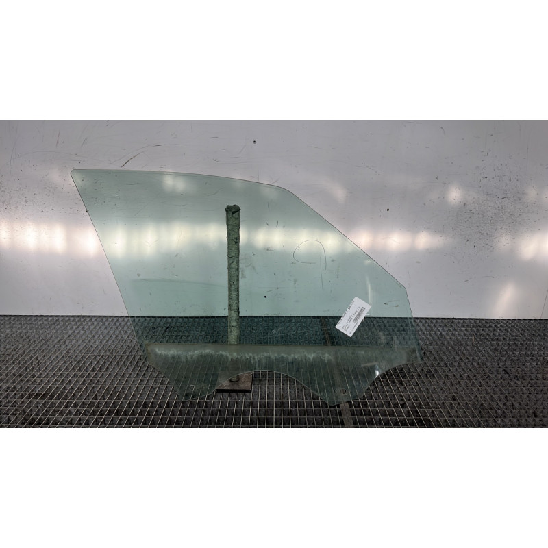 Vitre avant gauche OPEL ZAFIRA TOURER C Photo n°4