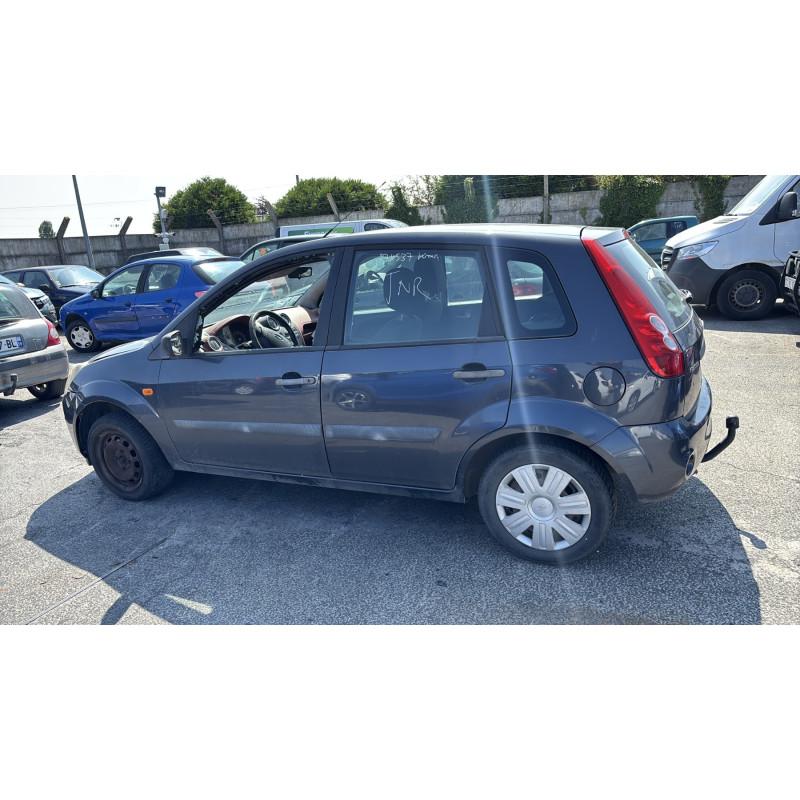 Feu arriere principal droit (feux) FORD FIESTA 5 Photo n°9