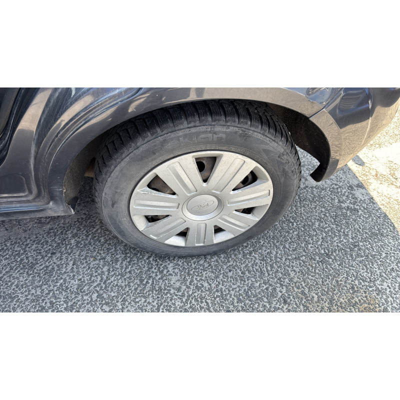 Feu arriere principal droit (feux) FORD FIESTA 5 Photo n°18
