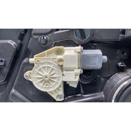 Leve vitre electrique avant gauche MERCEDES CLASSE A 176