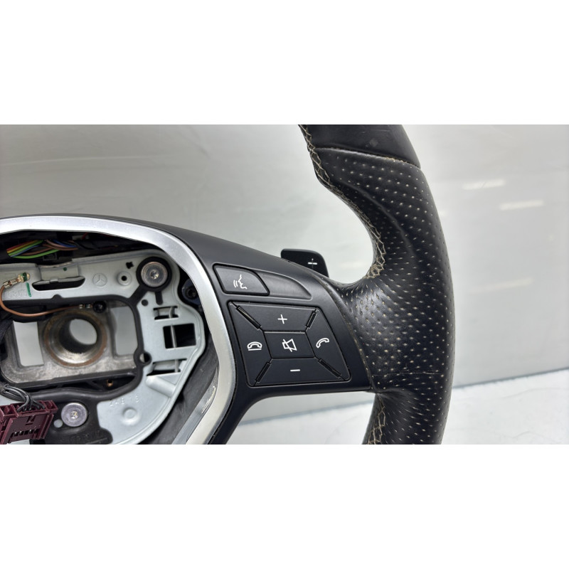 Volant MERCEDES CLASSE A 176 Photo n°5