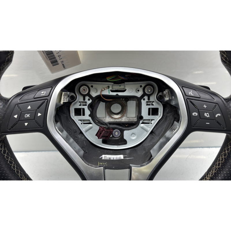 Volant MERCEDES CLASSE A 176 Photo n°6