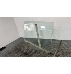 Vitre arriere droit DACIA SANDERO 1