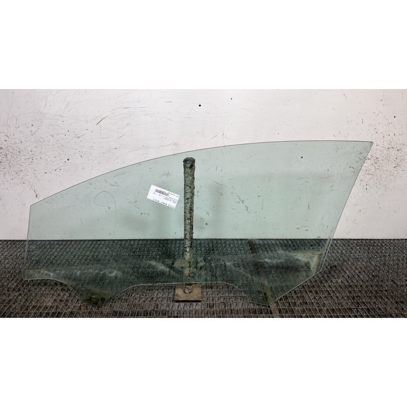 Vitre avant droit FORD FIESTA 6 Photo n°4