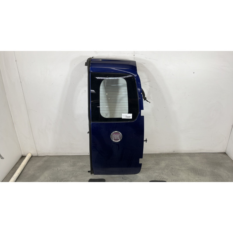 Porte de coffre droit FIAT FIORINO 3 Photo n°1