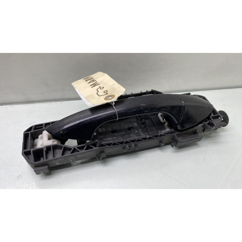Poignee porte arriere droit MERCEDES CLASSE A 176 Photo n°1