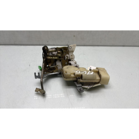 Serrure avant gauche TOYOTA YARIS 1