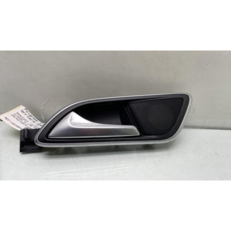 Poignee interieur arriere gauche MERCEDES CLASSE A 176 Photo n°1