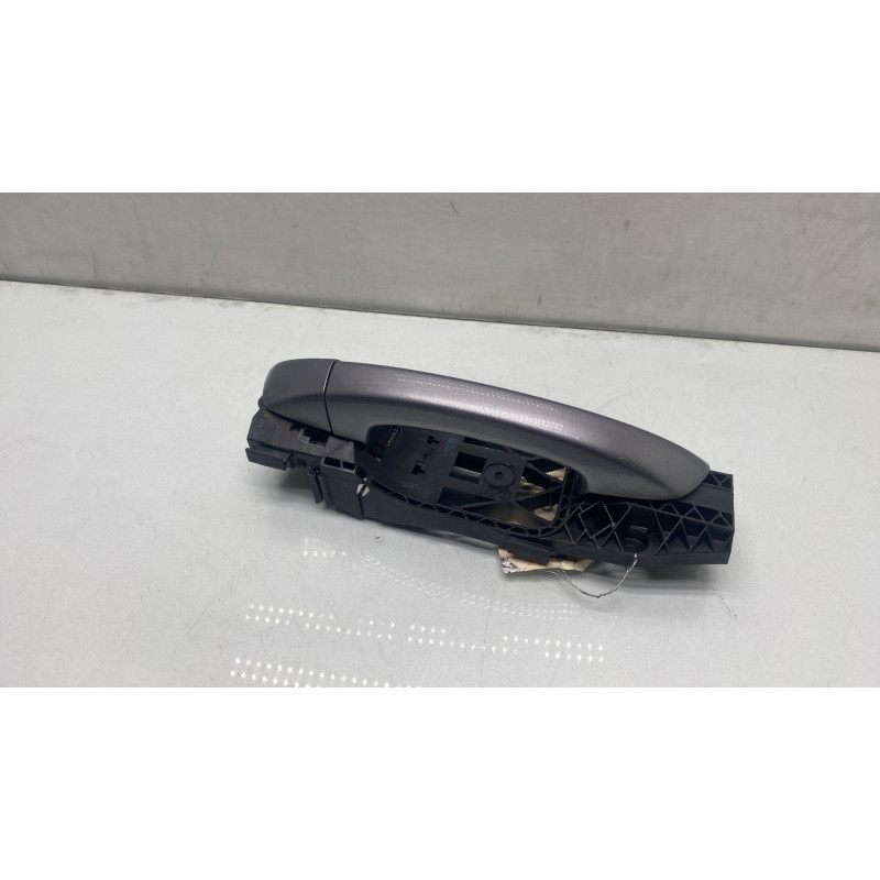 Poignee porte arriere droit VOLKSWAGEN GOLF 6 Photo n°1