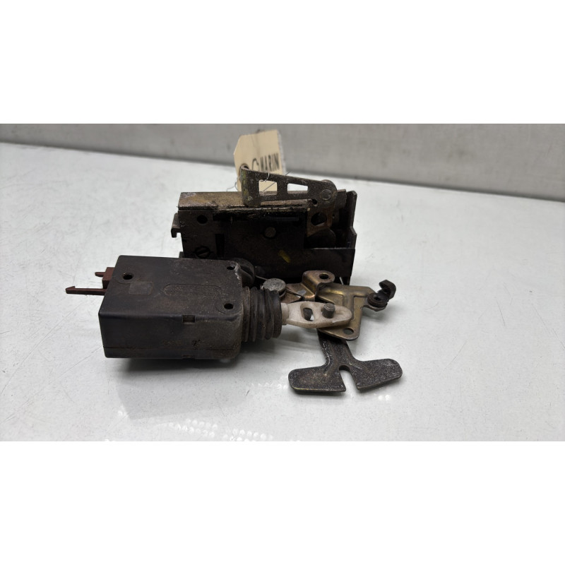 Serrure arriere droit CITROEN SAXO Photo n°3