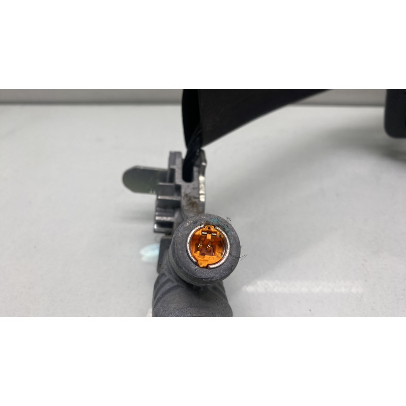 Pretensionneur de ceinture avant droit CITROEN C3 PICASSO Photo n°3