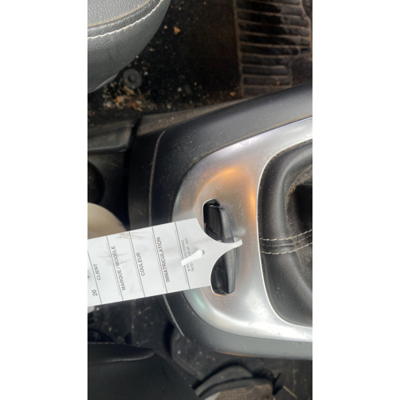 Feu arriere secondaire gauche (feux) RENAULT SCENIC 3 Photo n°6