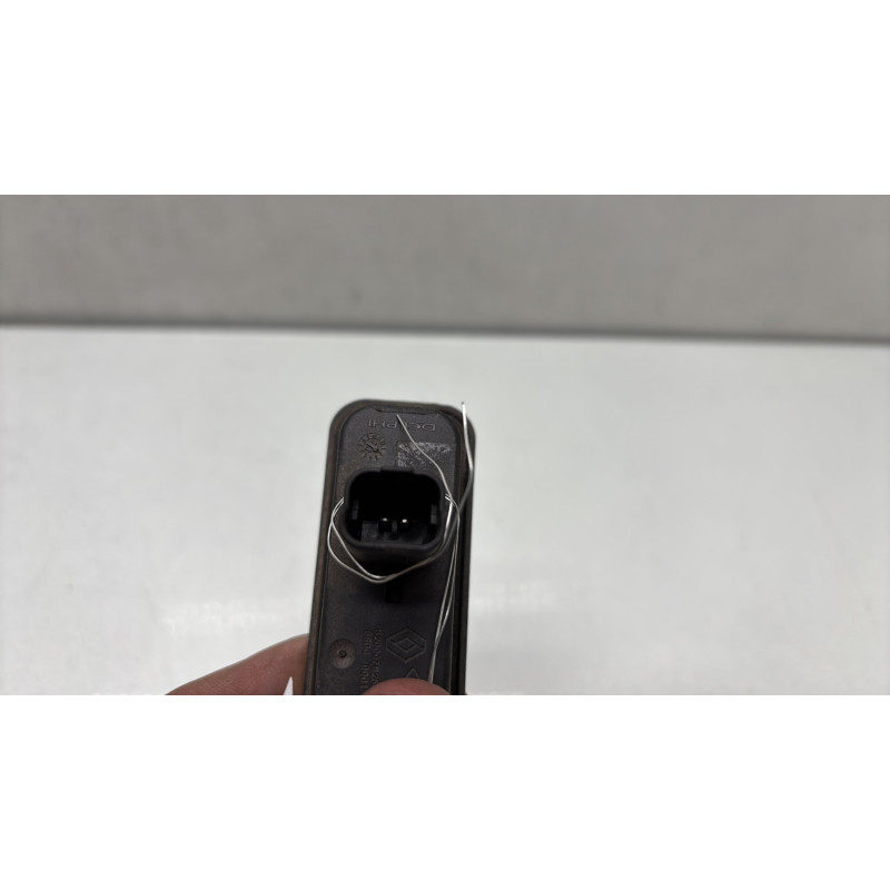 Bouton de coffre RENAULT SCENIC 3 Photo n°3