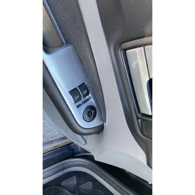 Arret de porte avant gauche FORD FOCUS 2 Photo n°13