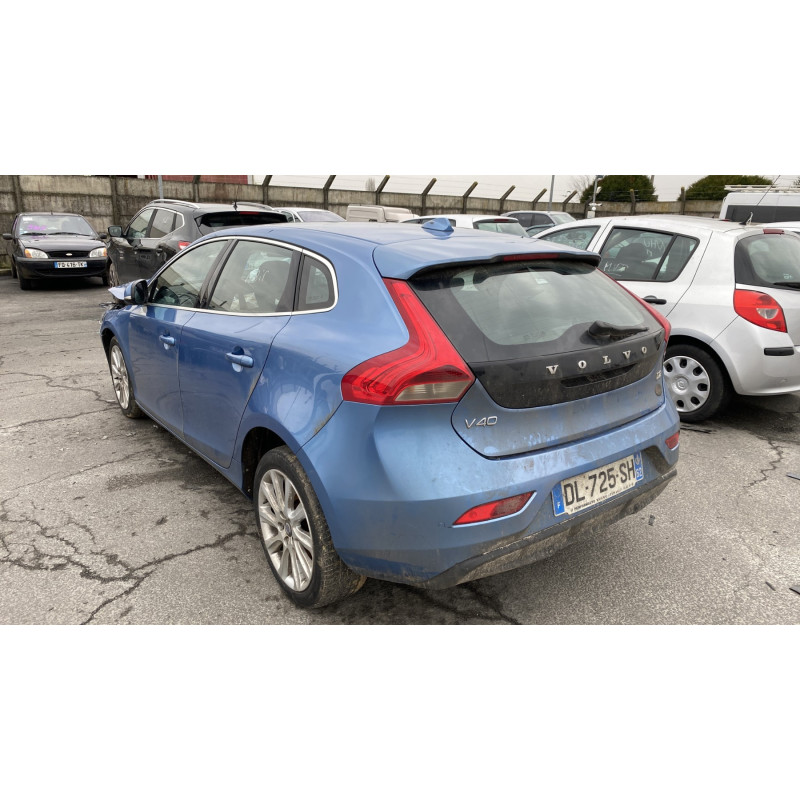 Bouton de warning VOLVO V 40 2 Photo n°9