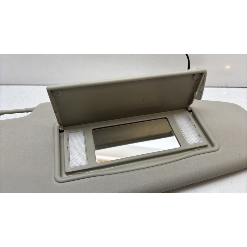 Pare soleil droit VOLVO V 40 2 Photo n°5