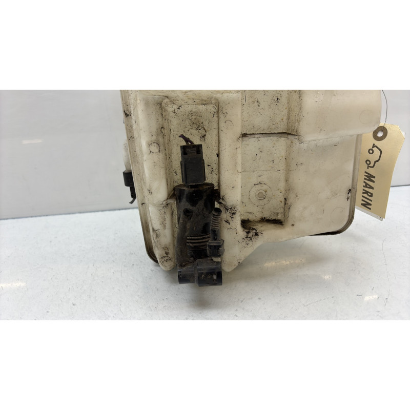 Vase de lave glace VOLVO V 40 2 Photo n°2