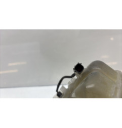 Vase d'expansion VOLVO V 40 2