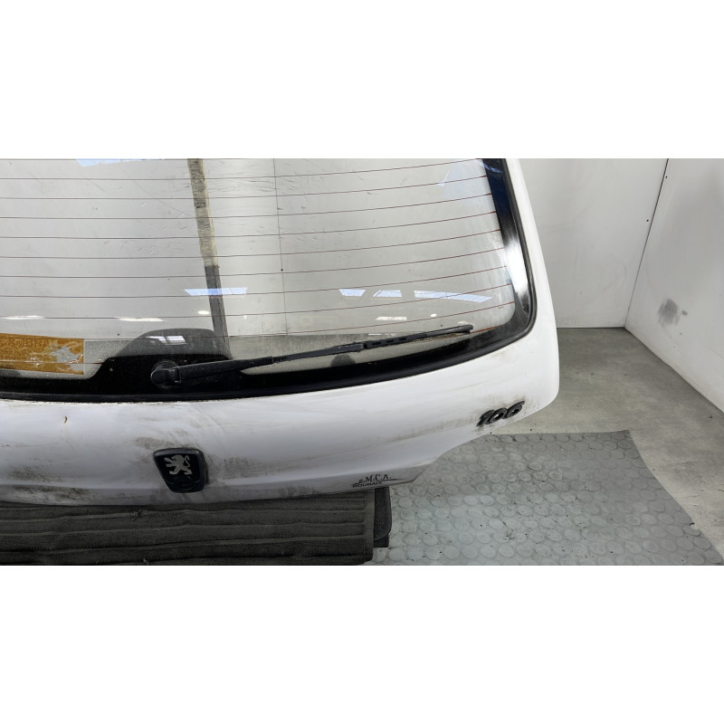 Malle/Hayon arriere PEUGEOT 106 Photo n°7