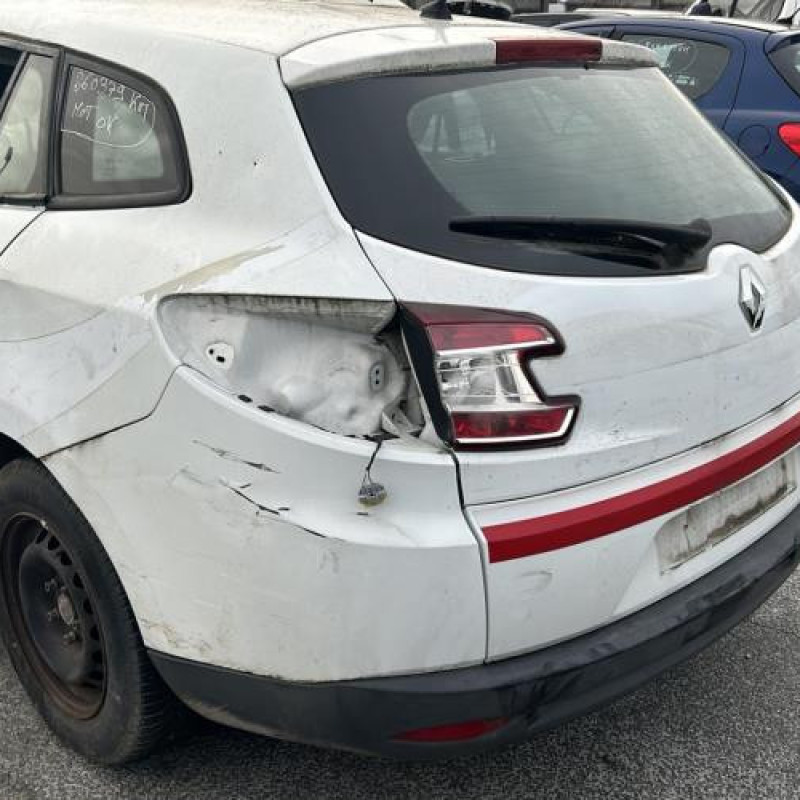Antenne RENAULT MEGANE 3 Photo n°7