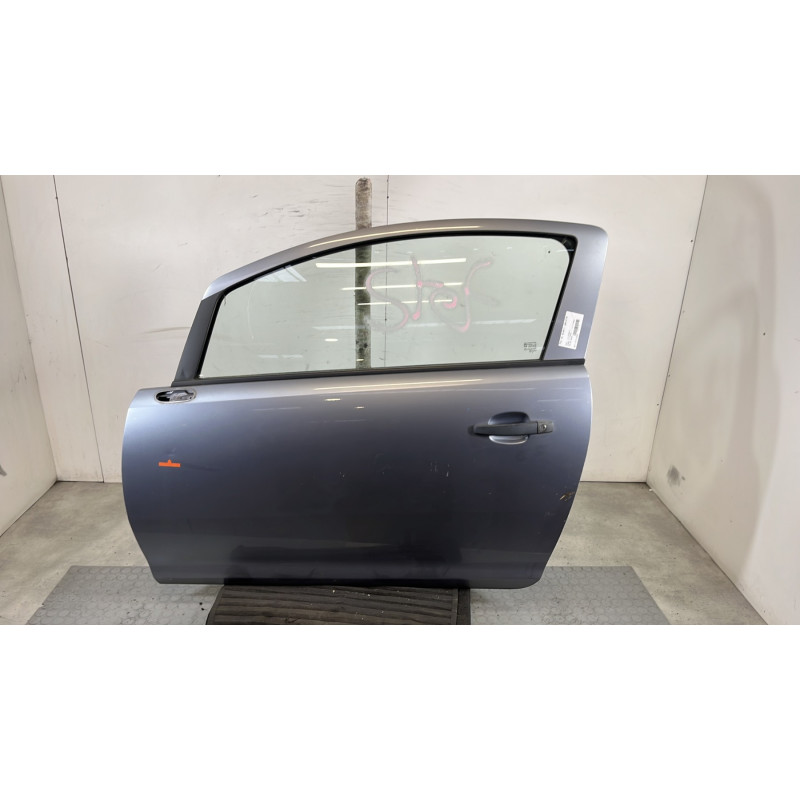 Porte avant gauche OPEL CORSA D Photo n°1