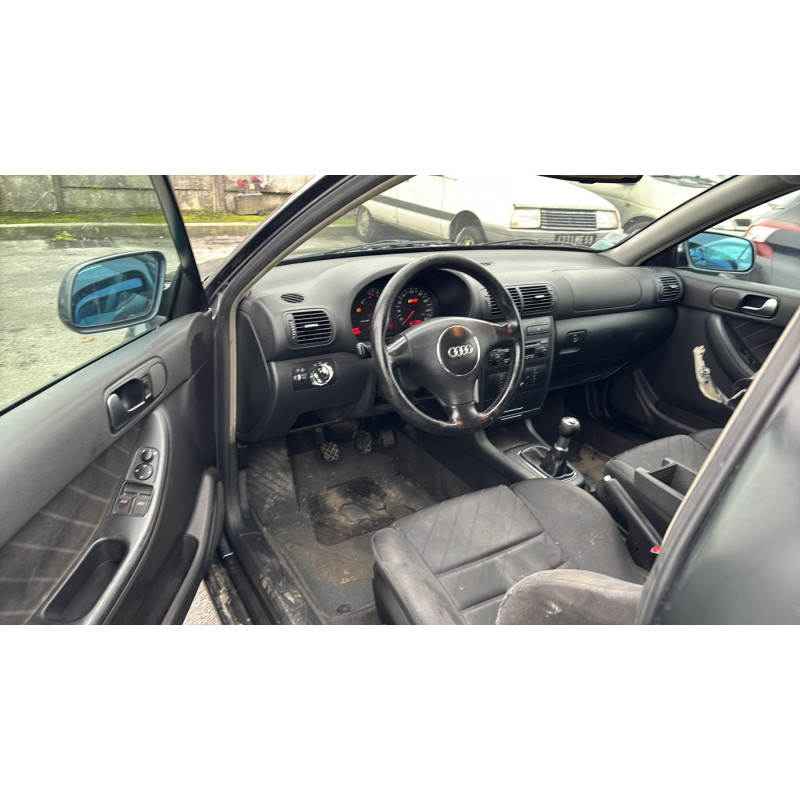 Porte avant gauche AUDI A3 1 Photo n°15