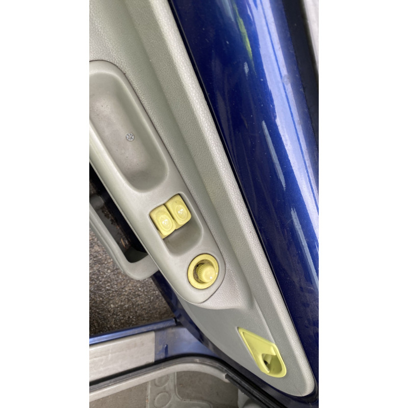 Poignee porte avant droit RENAULT TWINGO 1 Photo n°13
