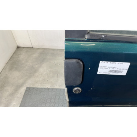 Porte avant droit PEUGEOT 106