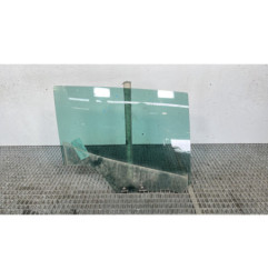 Vitre arriere droit RENAULT CLIO 4 Photo n°1